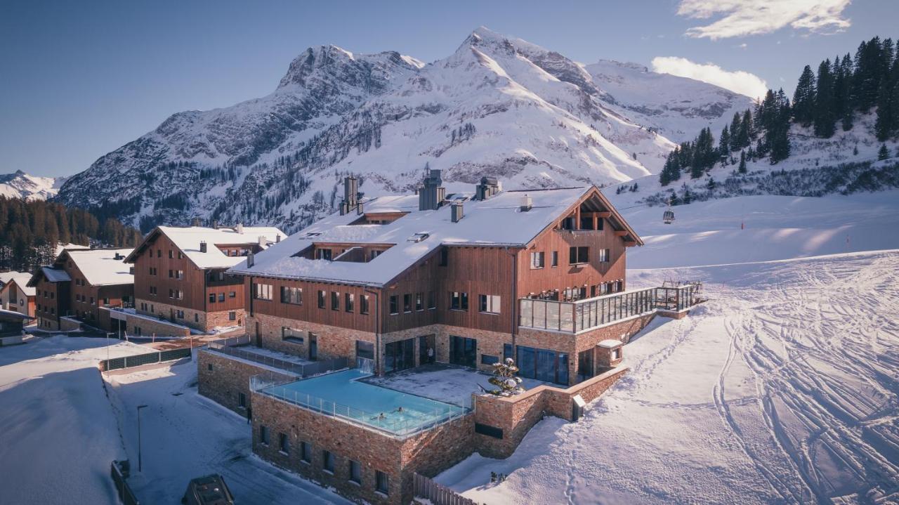 Alpenparks Hotel & Apartment Arlberg Warth Mit Pool Exterior foto